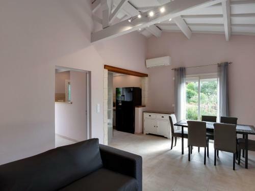 Charming Holiday Home In Callian With Private Pool