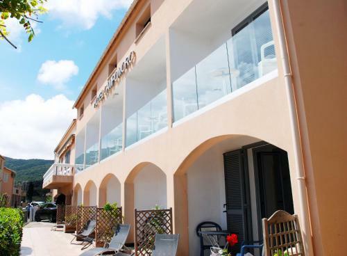 Hotel Campomoro