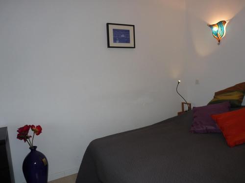 Cannes Apartment Sleeps 4 Air Con Wifi