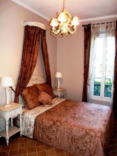 Cannes Apartment Sleeps 4 Air Con Wifi