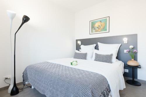 Apartamento On La Croisette: Luxe 2 Bedrooms/ 2 Baths