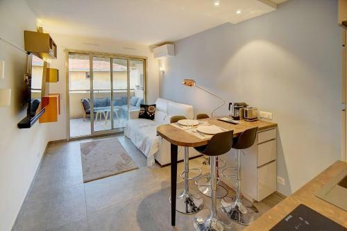 Apartamento Immogroom - Downtown - Balcony - AC - Functional - Congressbeaches