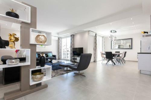 Apartamento Marriott- Croisette: Superb 3 Bedrooms/ 3 Baths
