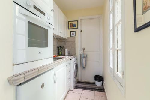 Cannes Apartment Sleeps 2 Air Con Wifi