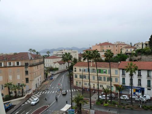 Cannes Apartment Sleeps 3 Air Con Wifi