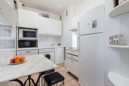 1 Bedroom Apartment Close To Beach