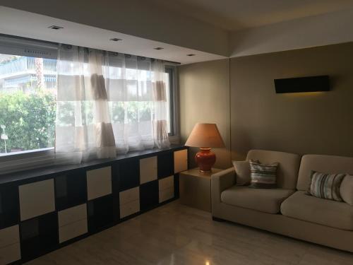 Cannes Apartment Sleeps 2 Air Con Wifi