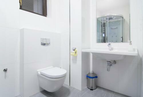 Rainbow Hill Apartments T?czowe Wzg�rze