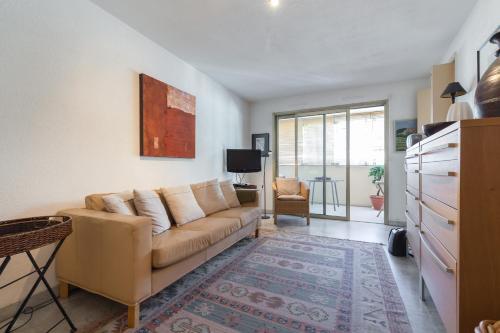 Cannes Apartment Sleeps 2 Wifi
