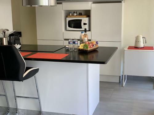 Splendid 2 Bedroom Apartment Very Close To La Croisette