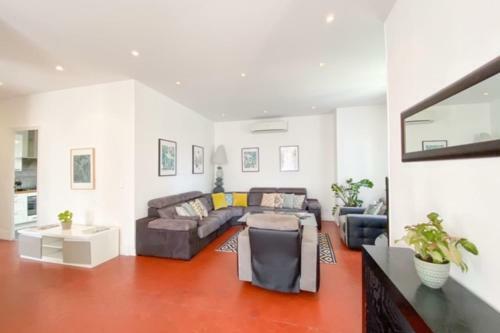 Villa 8 Chambres - 200 M�tres Croisette