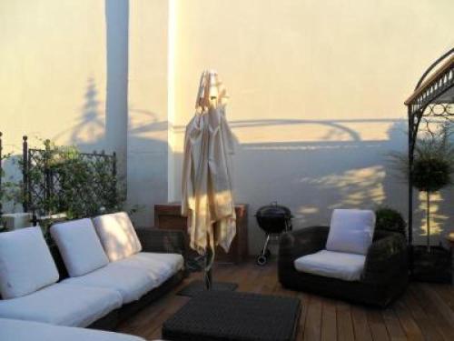 Cannes Apartment Sleeps 7 Wifi