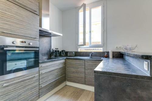 Guestready - Beautiful Modern 2 Bedroom Apartment In Center