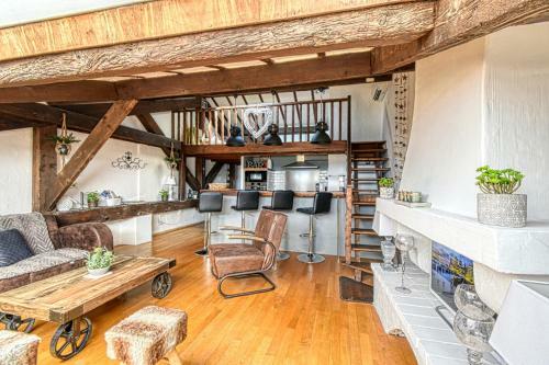 Apartamento Rustic Duplex For 6 Near Palais By Guestready