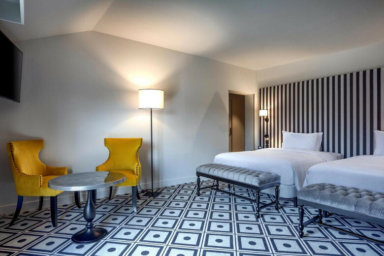 Hotel Du Roi & Spa By Sowell Collection