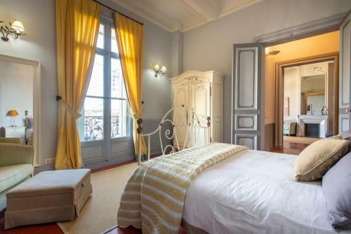 Caux Villa Sleeps 12 With Pool And Wifi