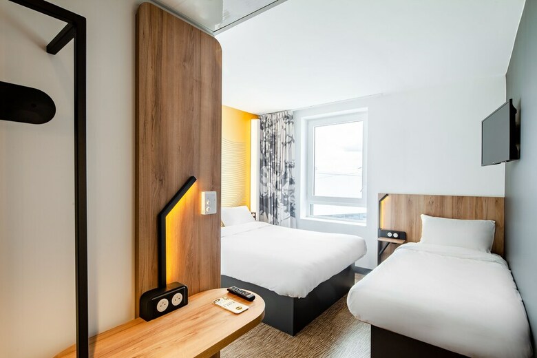 Hotel B&B H�tel Cergy Saint Christophe