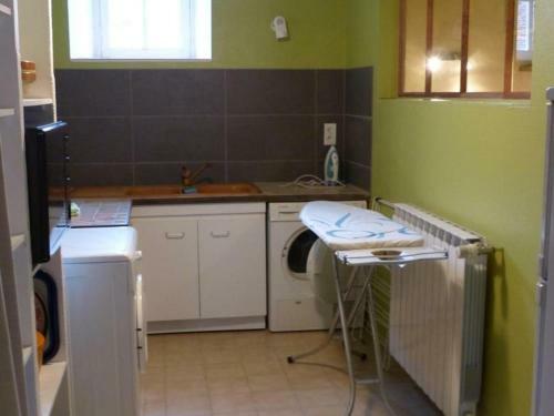G�te C�rilly, 4 Pi�ces, 6 Personnes - Fr-1-489-98