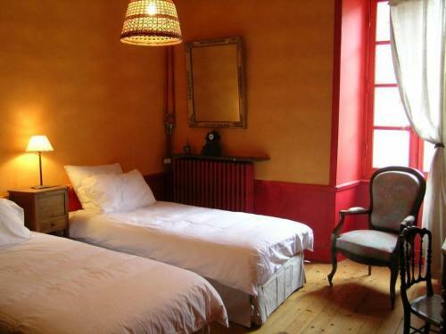 G�te C�rilly, 4 Pi�ces, 6 Personnes - Fr-1-489-98