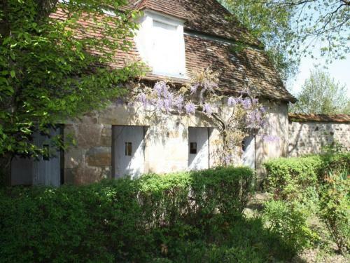 G�te C�rilly, 4 Pi�ces, 6 Personnes - Fr-1-489-98
