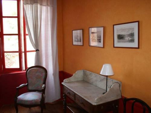 G�te C�rilly, 4 Pi�ces, 6 Personnes - Fr-1-489-98