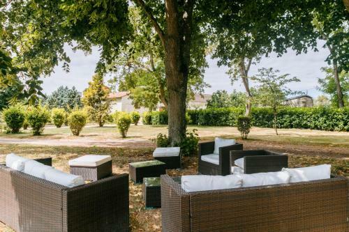 Cernay Chateau Sleeps 16 Pool Wifi