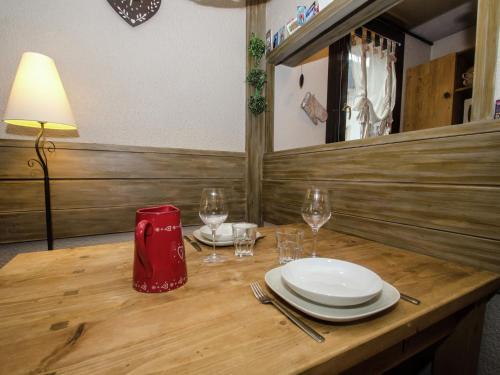 Beautiful Apartment In Chamonix With Mountain View