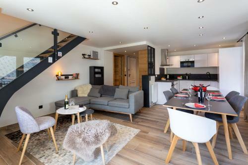 Le Panoramic Mont Blanc Apartment - Chamonix All Year