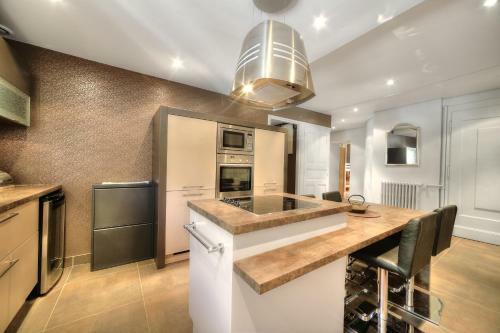 Eglise Apartment