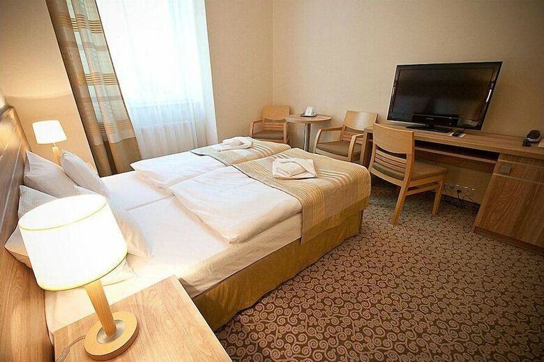 Hotel Cesarskie Ogrody
