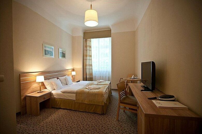 Hotel Cesarskie Ogrody