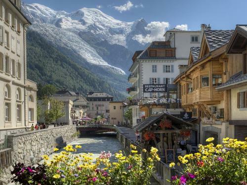 Luxury Chalet In Chamonix With Large Garden