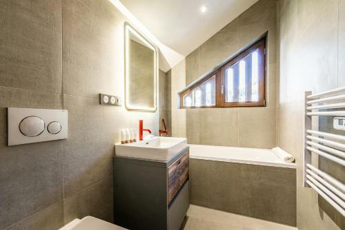 Le Globe Argenti�re Chamonix - By Emerald Stay