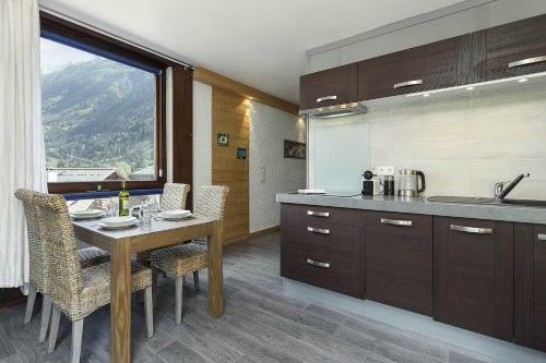 Apartment Beausite - Central Chamonix - Sleeps 4