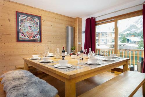 Yeti Lodge Chalets & Apartments