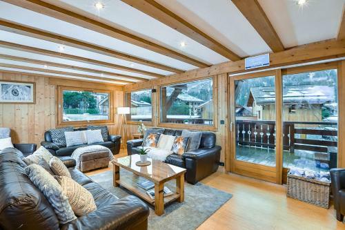 Yeti Lodge Chalets & Apartments