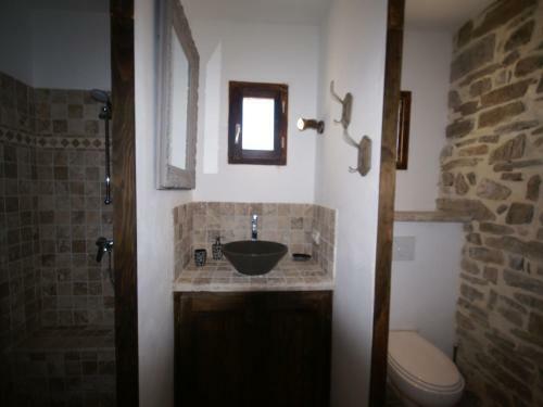 Stunning Holiday Home In Chassiers With Swimming Pool