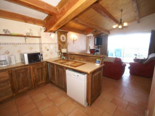 Stunning Holiday Home In Chassiers With Swimming Pool