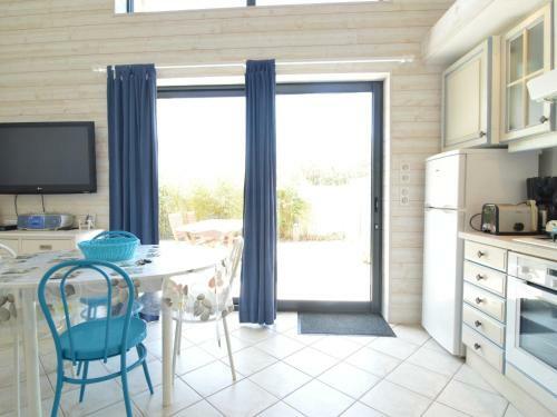 Charming Villa In Les Sables D'olonne With Garden
