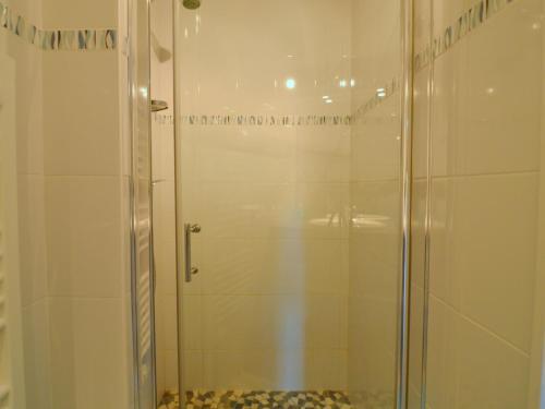 Charming Villa In Les Sables D'olonne With Garden