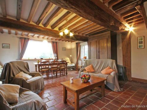 G�te Crouttes, 4 Pi�ces, 6 Personnes - Fr-1-497-19