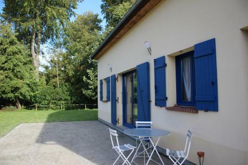 La Monn'y�res