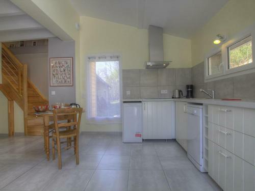 G�te Culoz, 2 Pi�ces, 4 Personnes - Fr-1-493-244