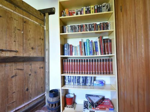 Countryside Holiday Home In Decize Near Town Centre