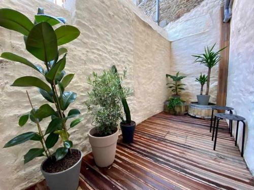 The 1777 House By Locntour