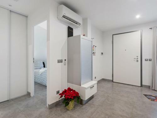 Comfortable Home In Drap With Pool, 15 Min From The Beach
