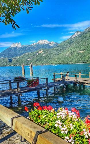 Manou Du Lac Annecy