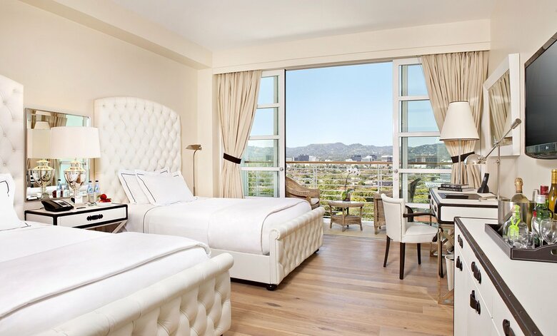 Mr. C Hotel At Beverly Hills