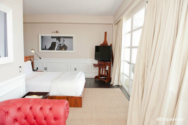 Mr. C Hotel At Beverly Hills