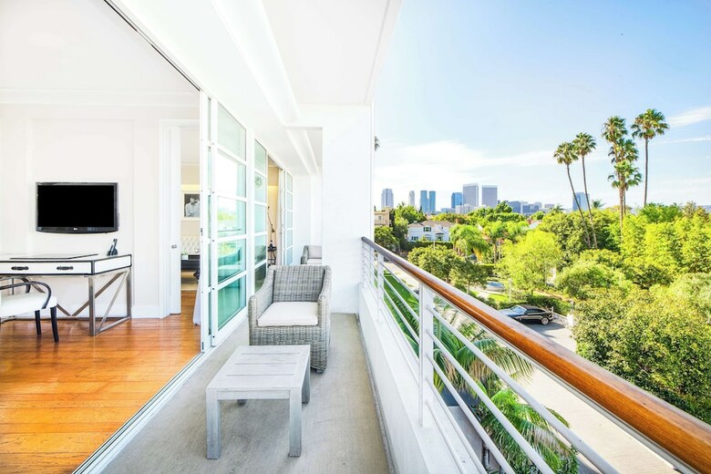 Mr. C Hotel At Beverly Hills